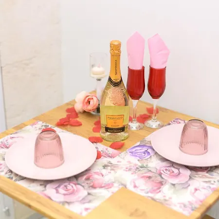Couette-café Casa Deky 3*